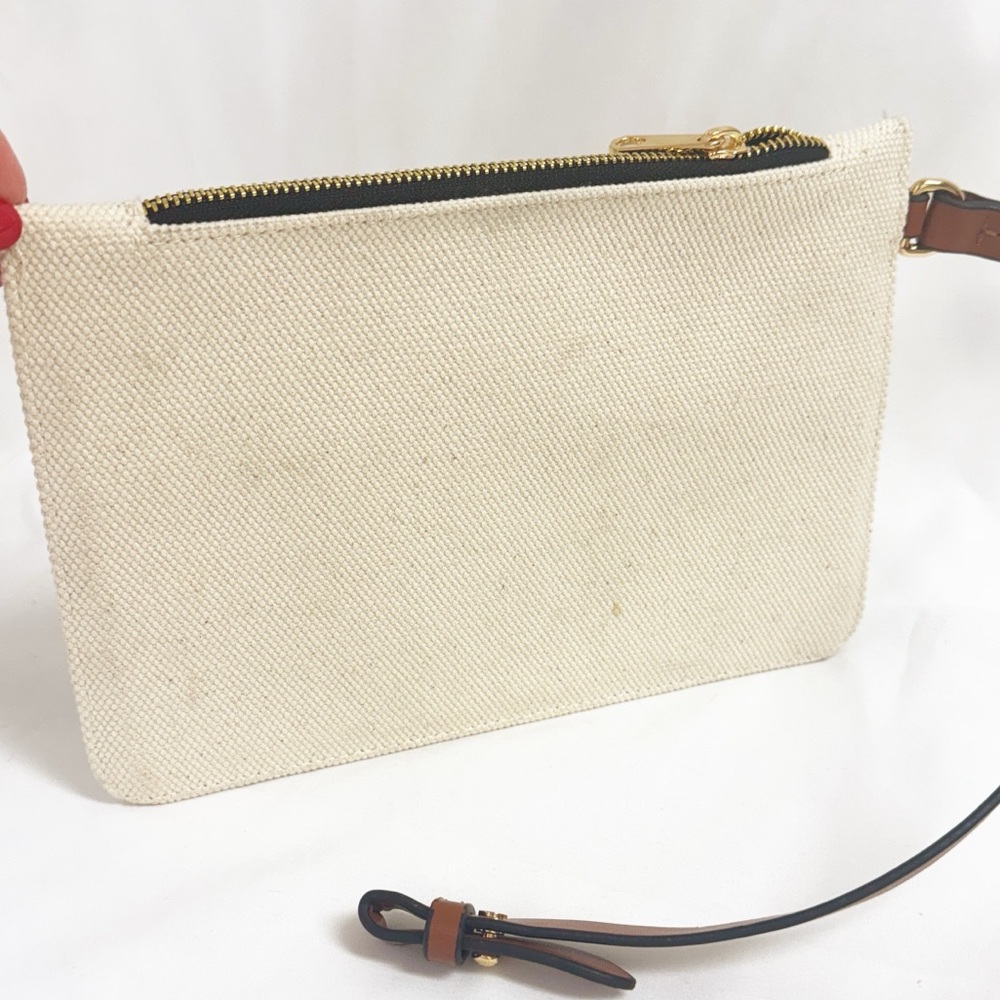 Burberry canvas and leather pouch with Leather attachable strap New! - Picture 5 of 6